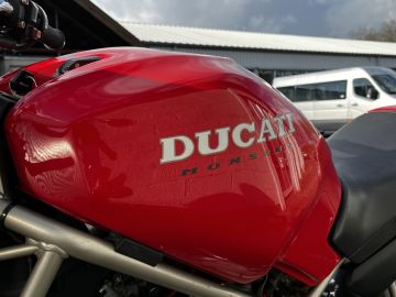 Ducati Monster 600 | Carbon Uitlaten